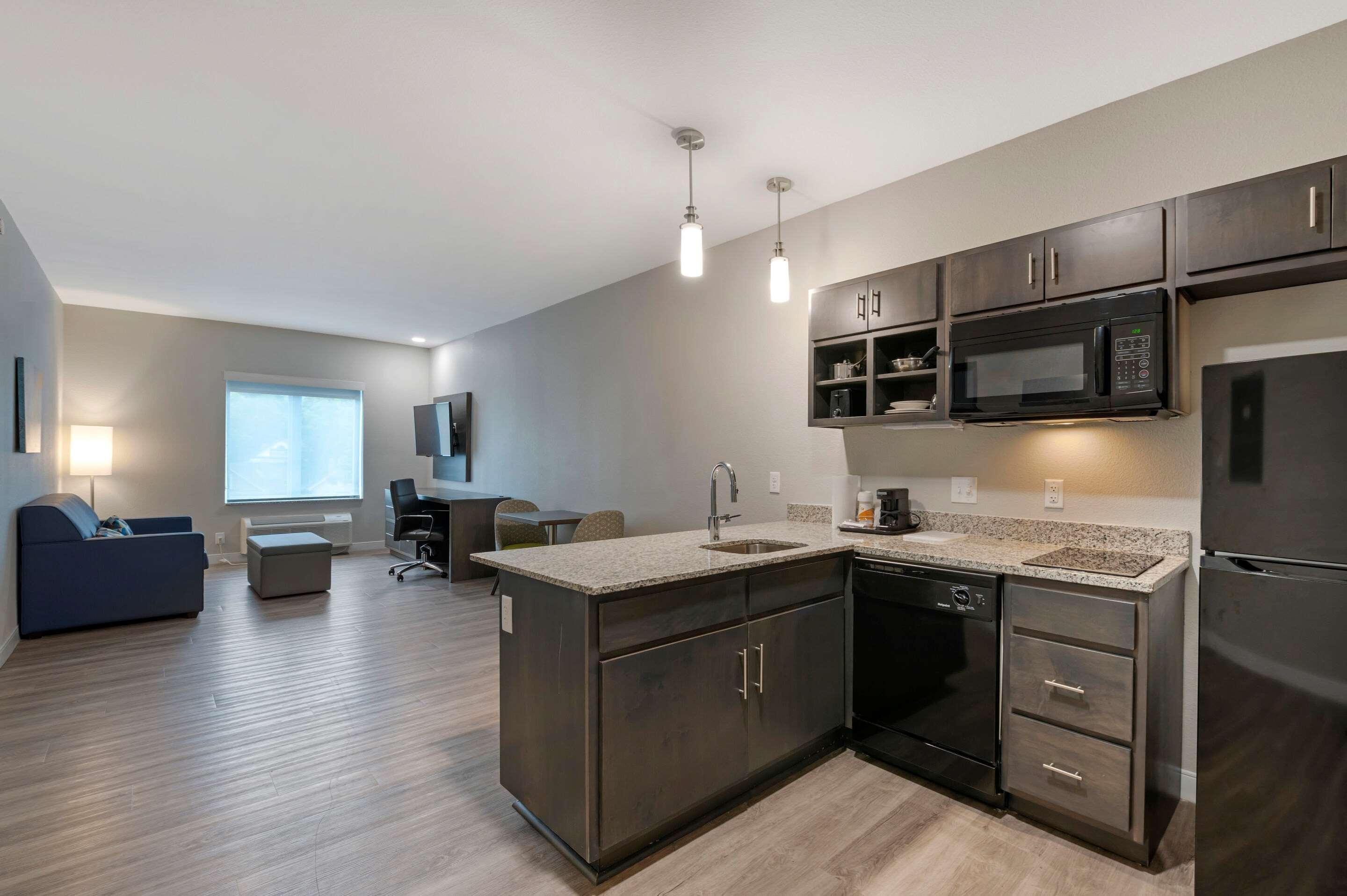Mainstay Suites Cincinnati University - Uptown Eksteriør bilde