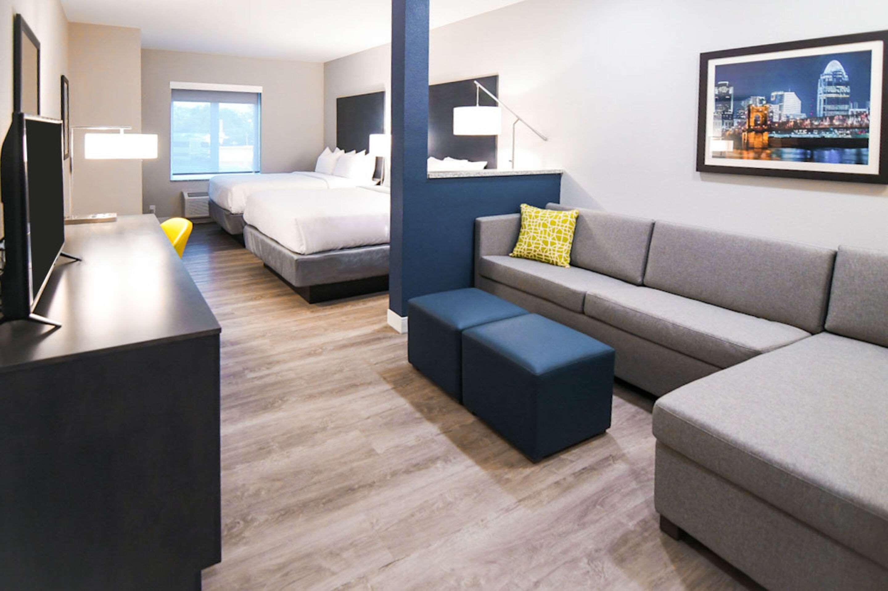 Mainstay Suites Cincinnati University - Uptown Eksteriør bilde