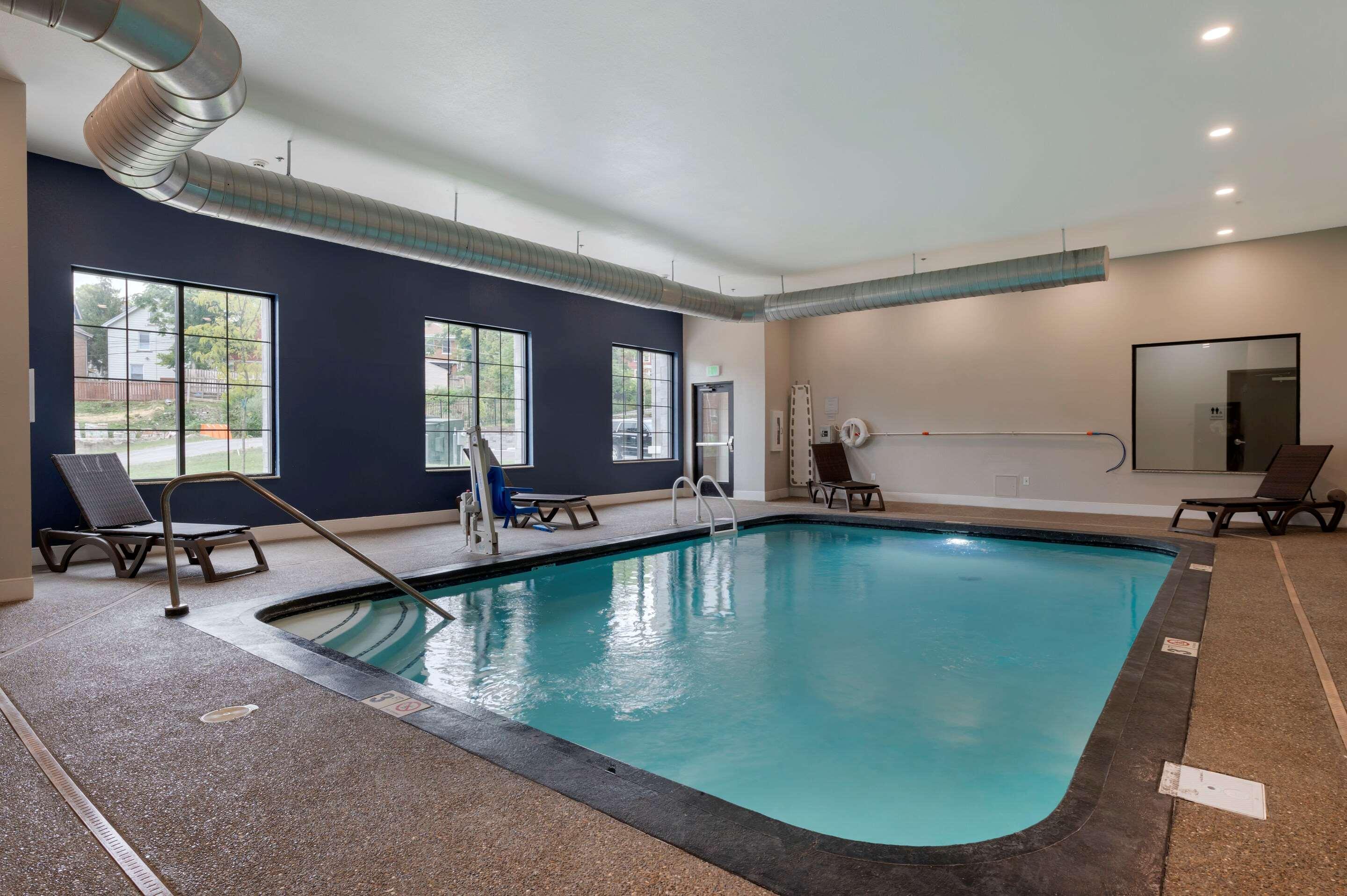 Mainstay Suites Cincinnati University - Uptown Eksteriør bilde